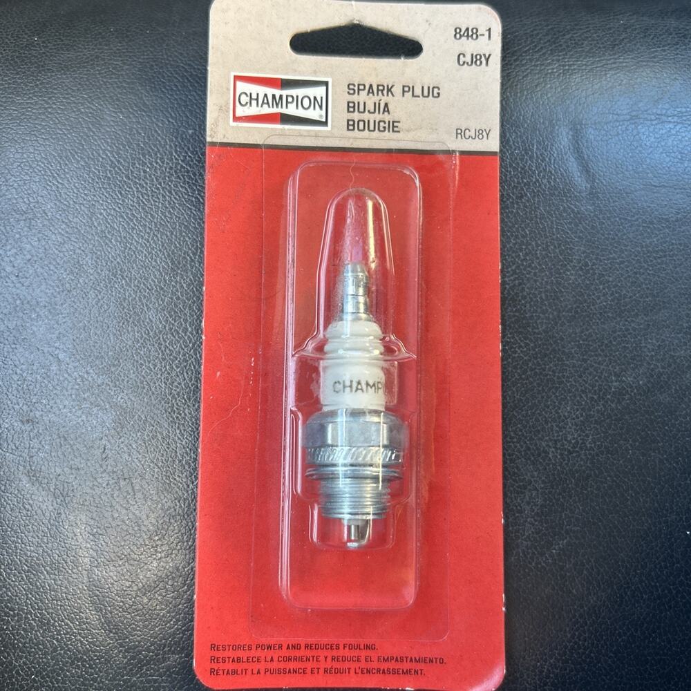 Small Engine Spark Plug, CJ8Y - 8481 Champion New